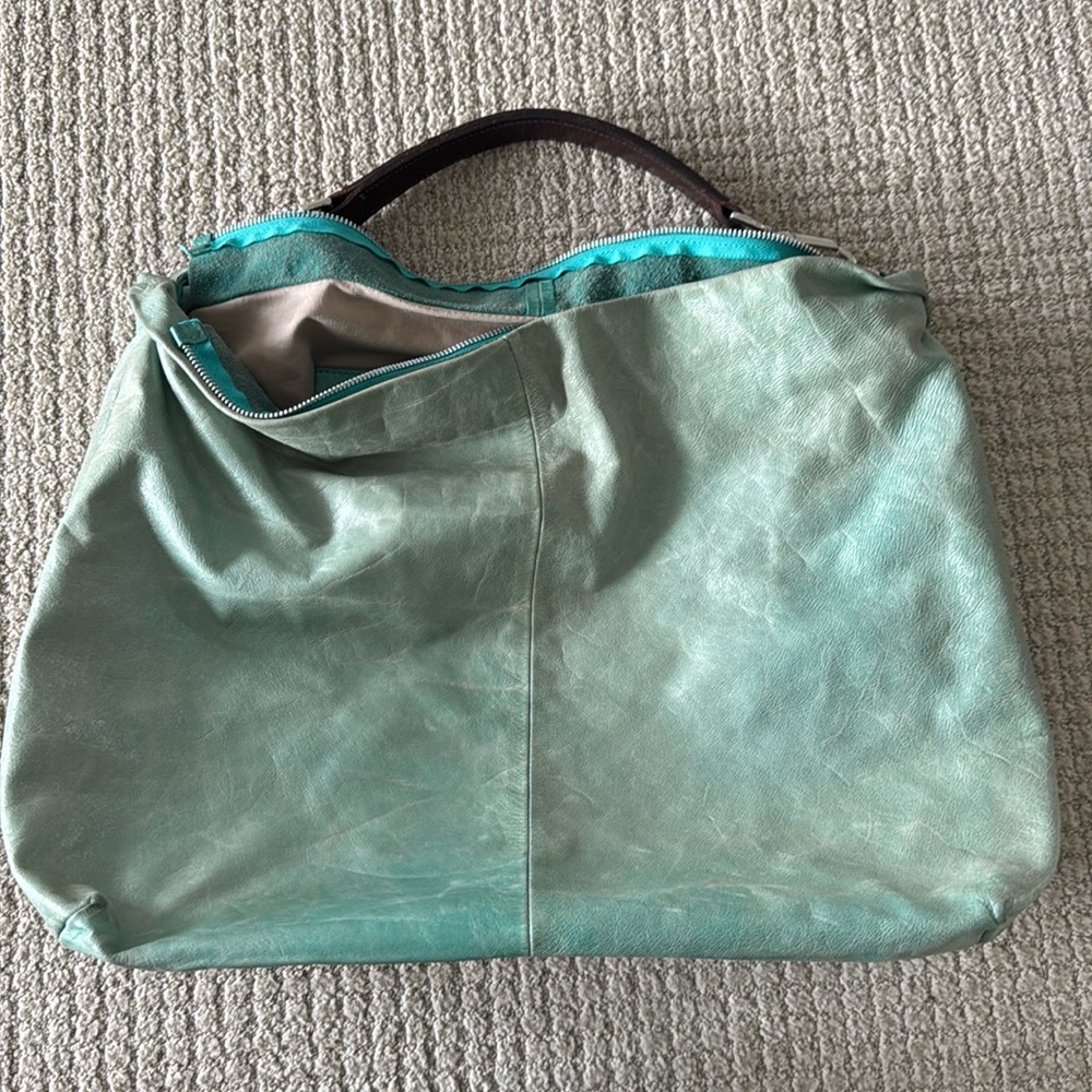 Beautiful turquoise leather bag